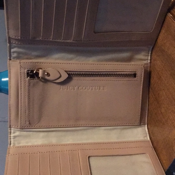 Juicy couture wallet - Picture 3 of 4